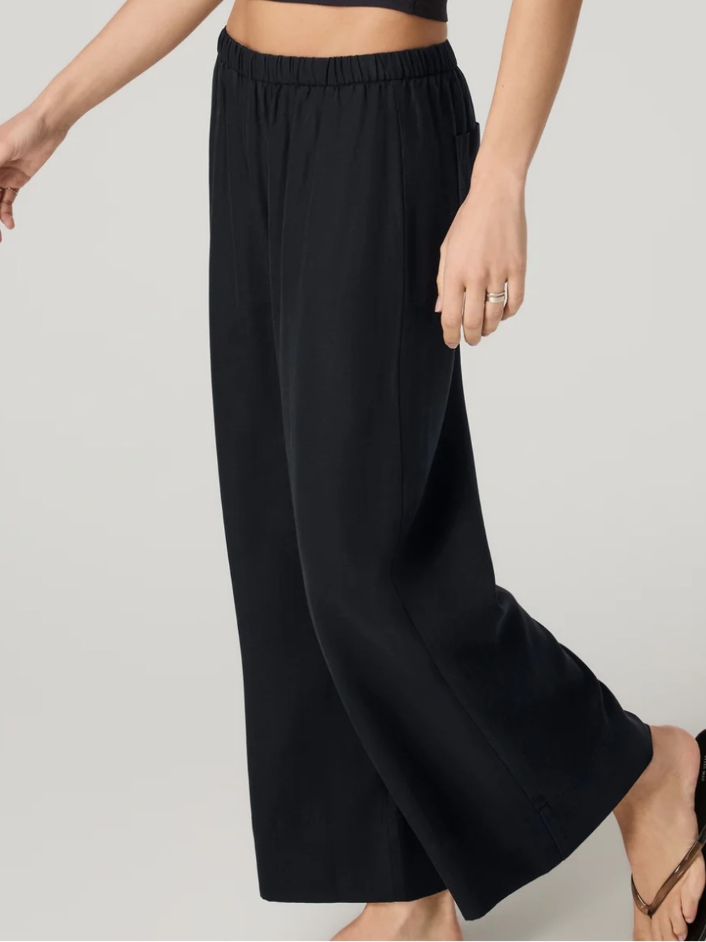 Vuori Trestles Twill Crop Wideleg Pant